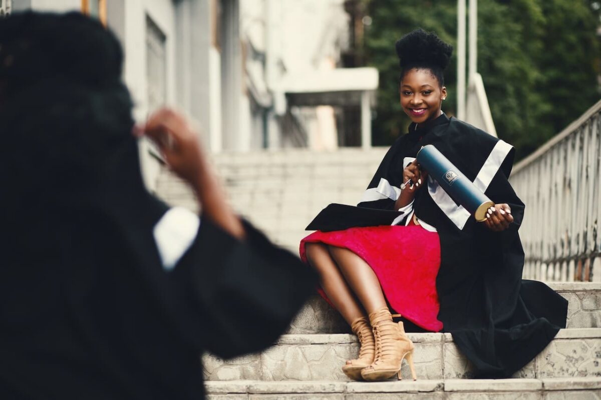 11 Excellent Scholarships for Black Women